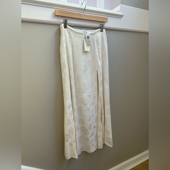 Wilfred Cherie Skirt ‘Giselle’ - Picture 5 of 9